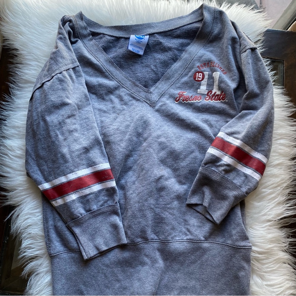 Fresno State Gray & Red Collegiate V-Neck Sweater Size Medium